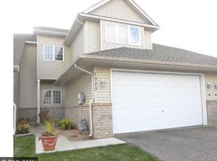 1929 Andrew Ct, Chanhassen, MN 55317