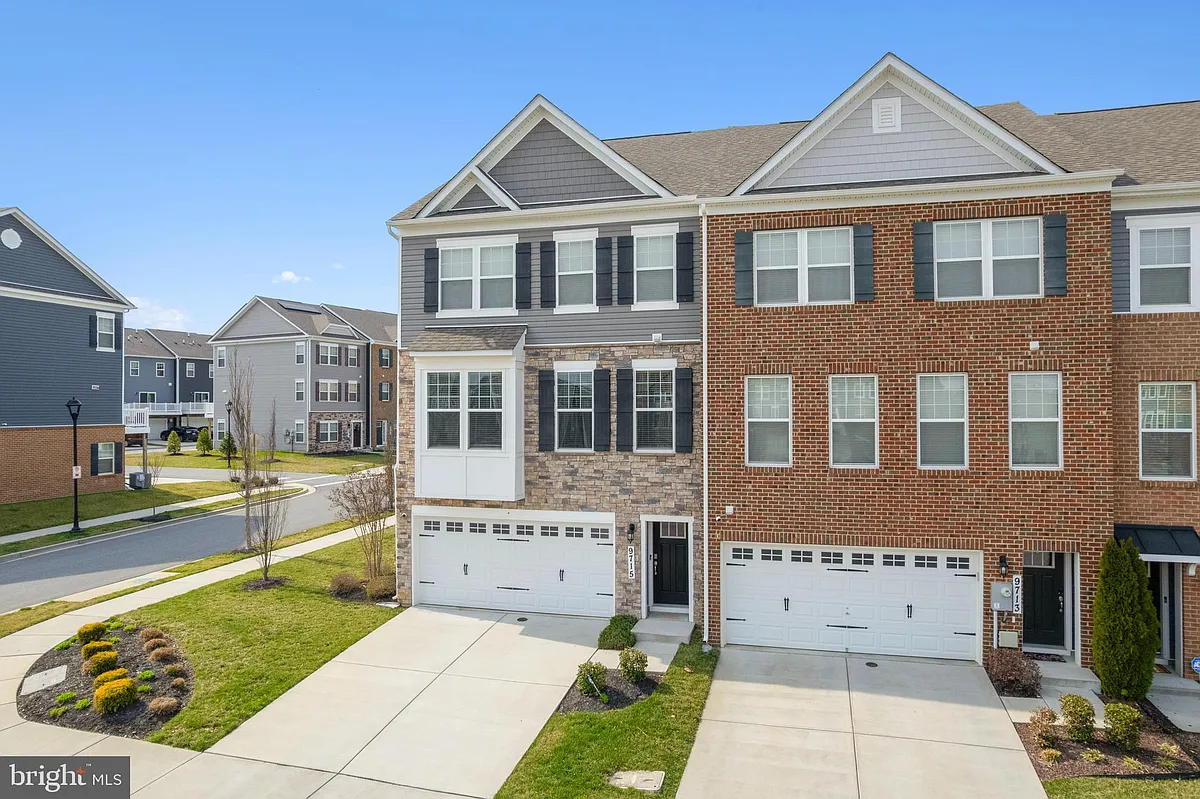 Building Photo - 9715 Summerton Dr