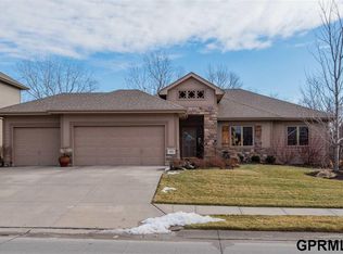 2301 N 174th St, Omaha, NE 68116