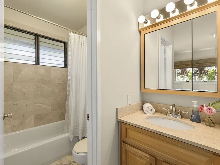 4473 Aukai Ave — Photo 23