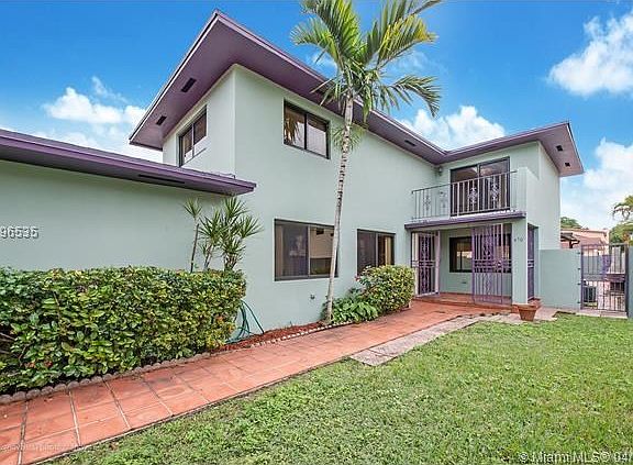 Front Entry of the House