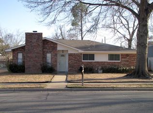 1608 Lexington Pl, Bedford, TX 76022