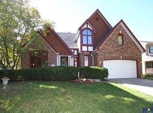 4911 Larkwood Rd, Lincoln, NE 68516