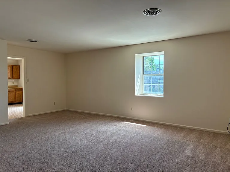 3545 Marietta Ave #V — Photo 17