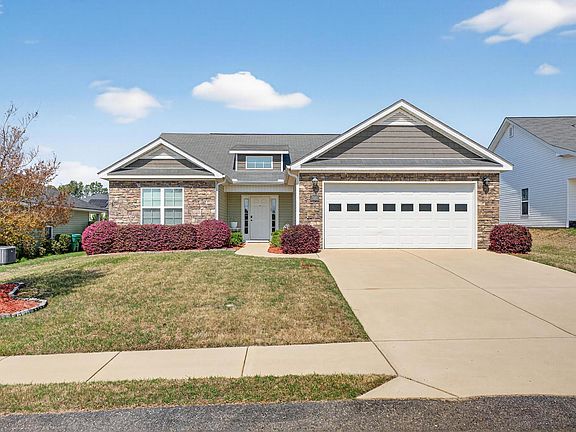 2nd image of 593 Raleigh Dr