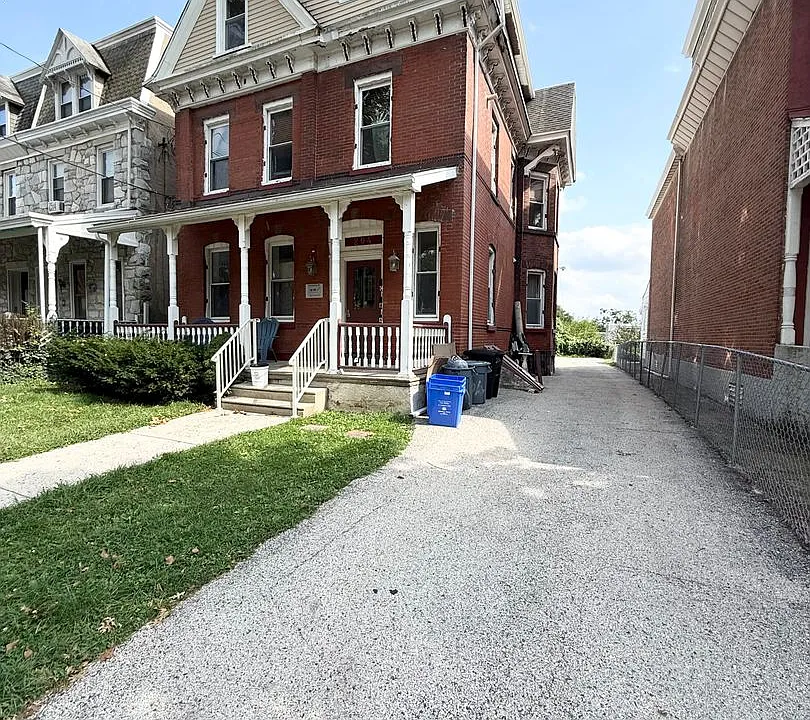 Sumac St 204