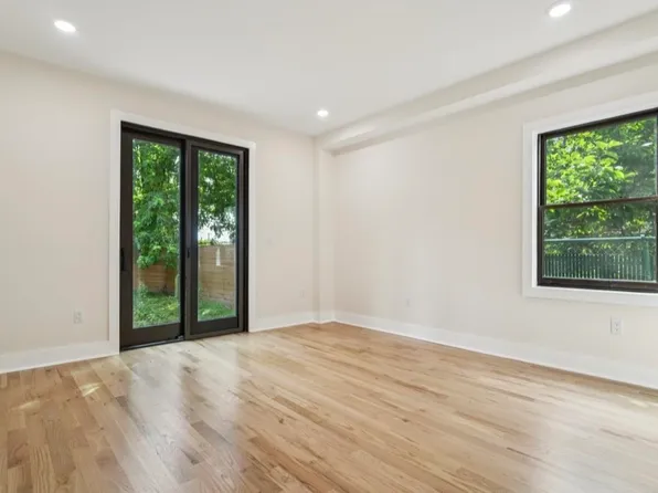 247 Harrison Avenue image 10 of 24