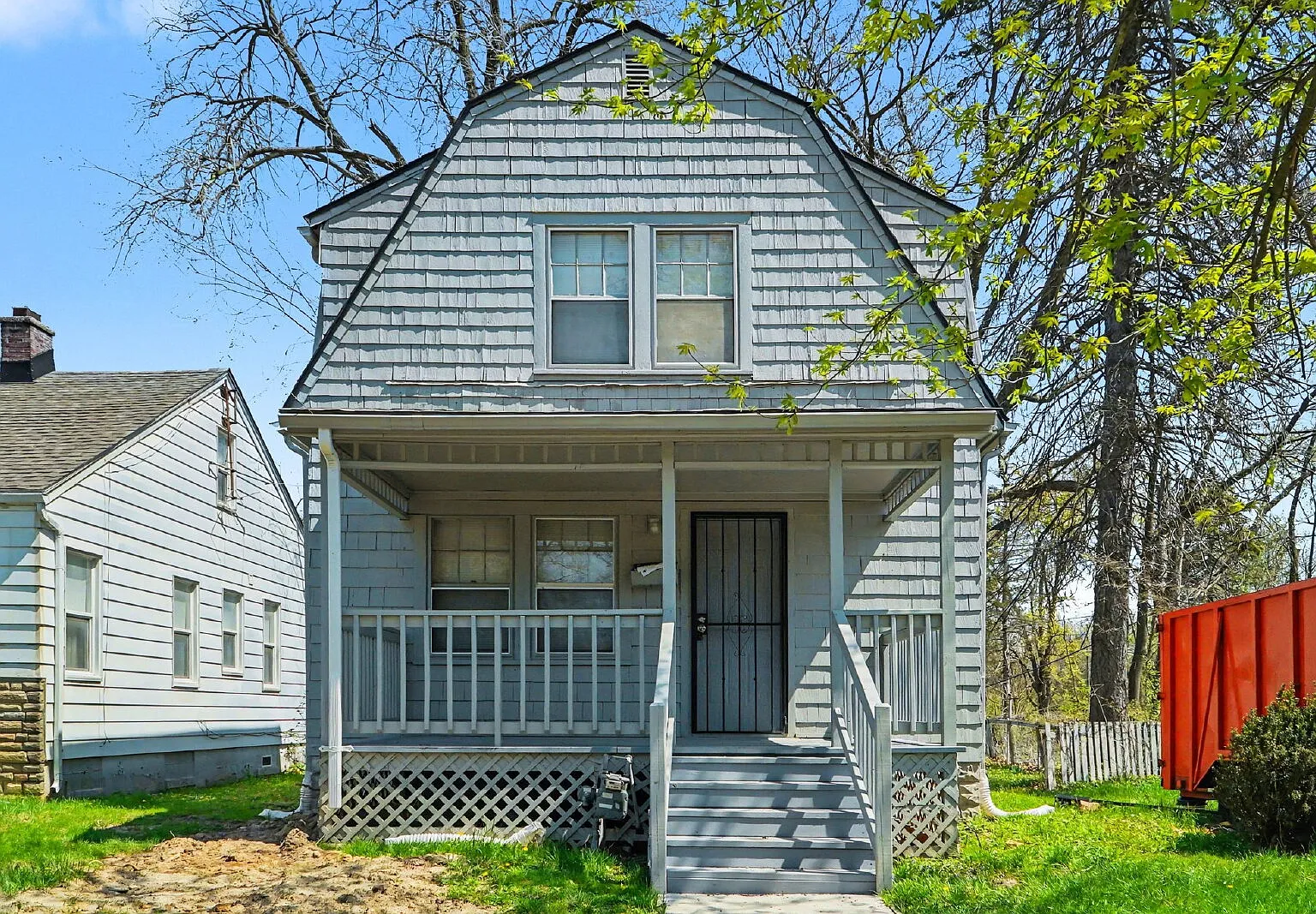 3 bed, 1.0 bath, 960 sqft, $1,250 — Photo 2