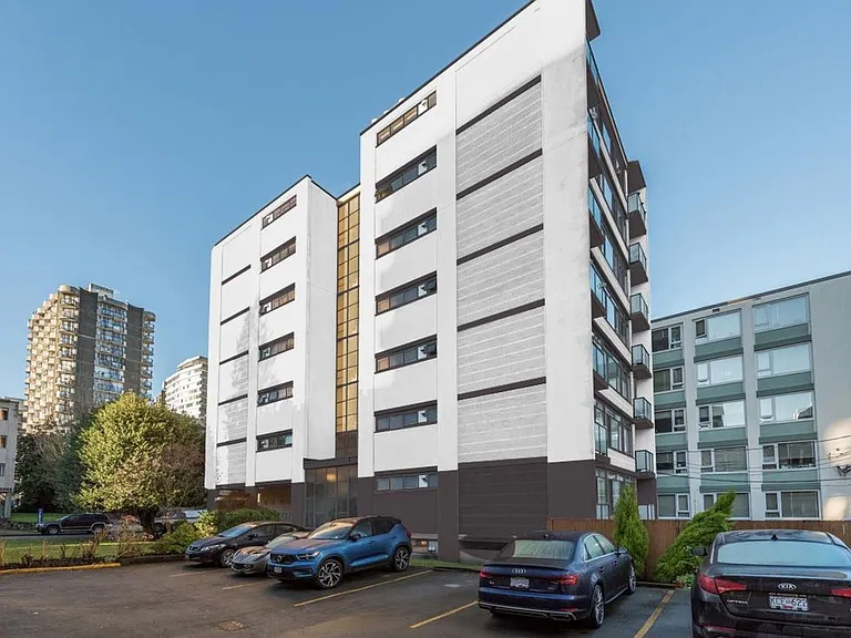 2035 Barclay St #301 — Photo 12
