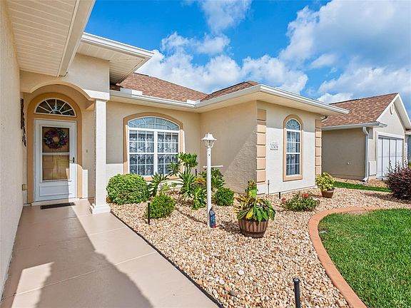 4th image of 17436 SE 121st Cir