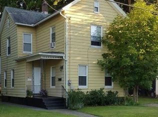 20 Gay St, Winsted, CT 06098