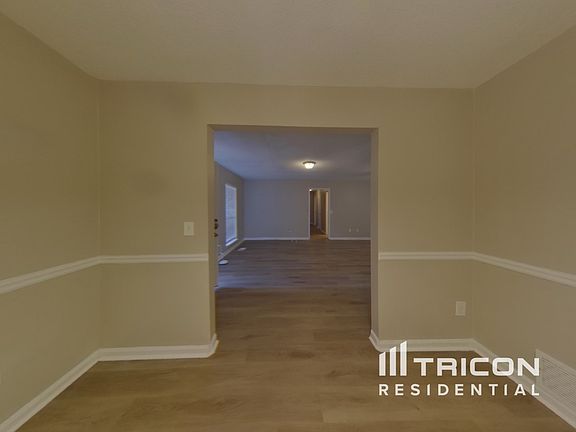 3rd image of 7518 Asbury Manor Dr