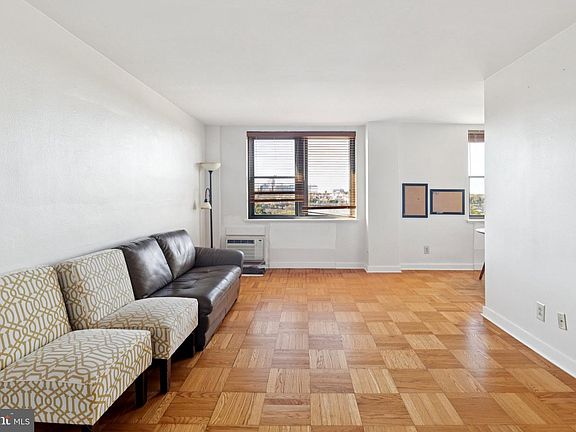 2nd image of 2601 Pennsylvania Ave APT 848