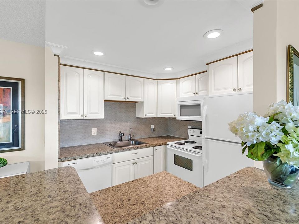 1st image of 391 Grantham Cir #391-F