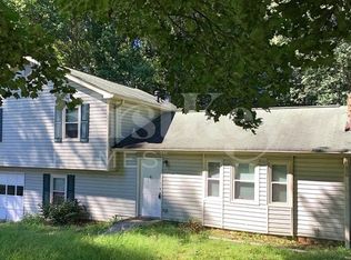 2235 Clinchfield Ct, Snellville, GA 30078