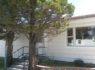 21 Laurel Ave, Bridgeport, CA 93517