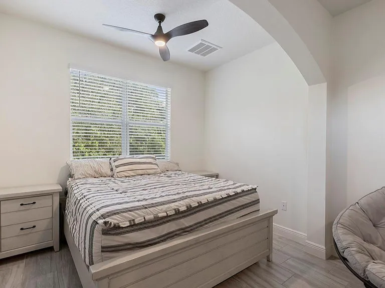 6590 Barbados Ct — Photo 14