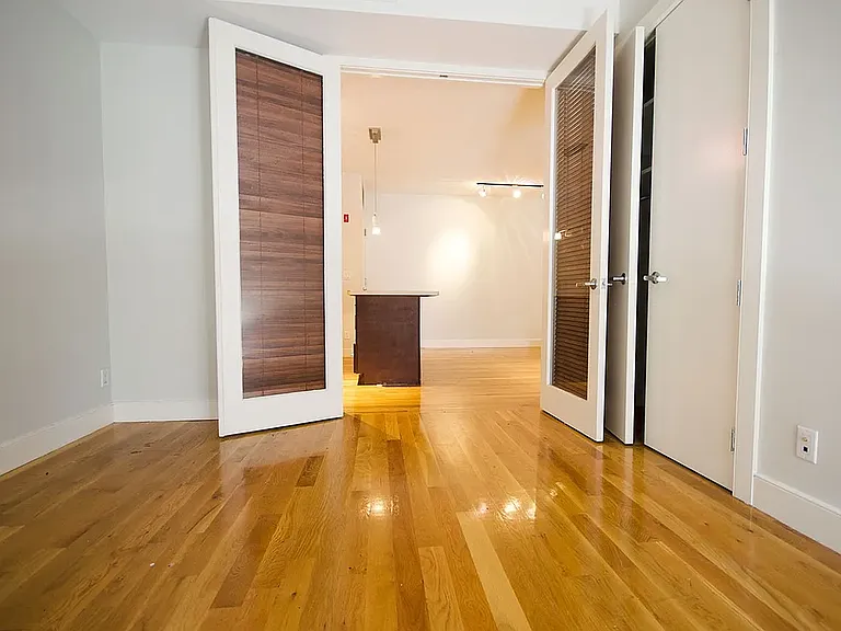 28 Fayette St #3R — Photo 5
