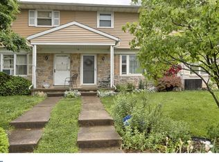 512 Linden St, Leesport, PA 19533