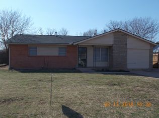 207 Oak St, Elgin, OK 73538