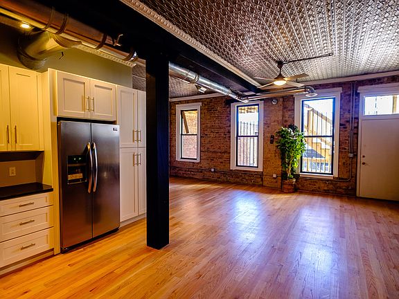 5th image of 2350 N Clybourn Ave #2