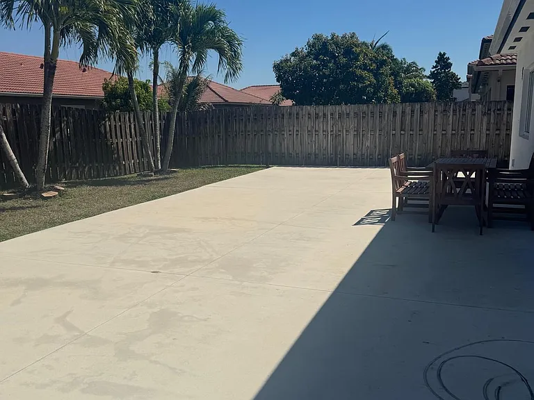 184 Eureka Dr — Photo 21