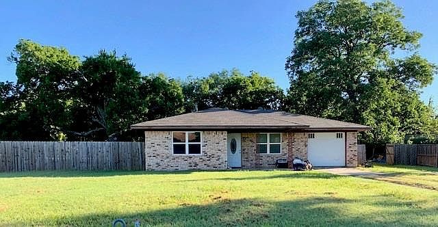 1st image of 301 Gene Autry Dr