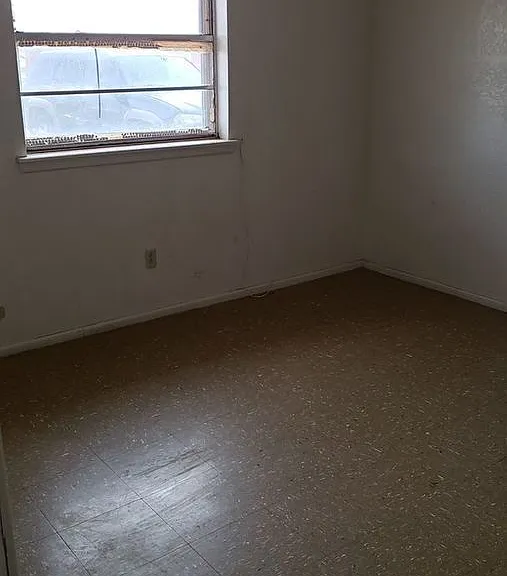 619 S Crosby St — Photo 13