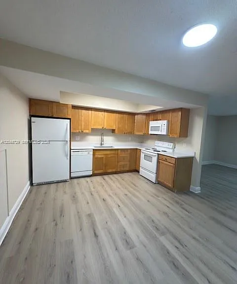 8303 W Sample Rd #4 — Photo 2