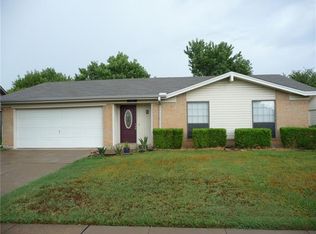 1503 Palisades Dr, Lewisville, TX 75067