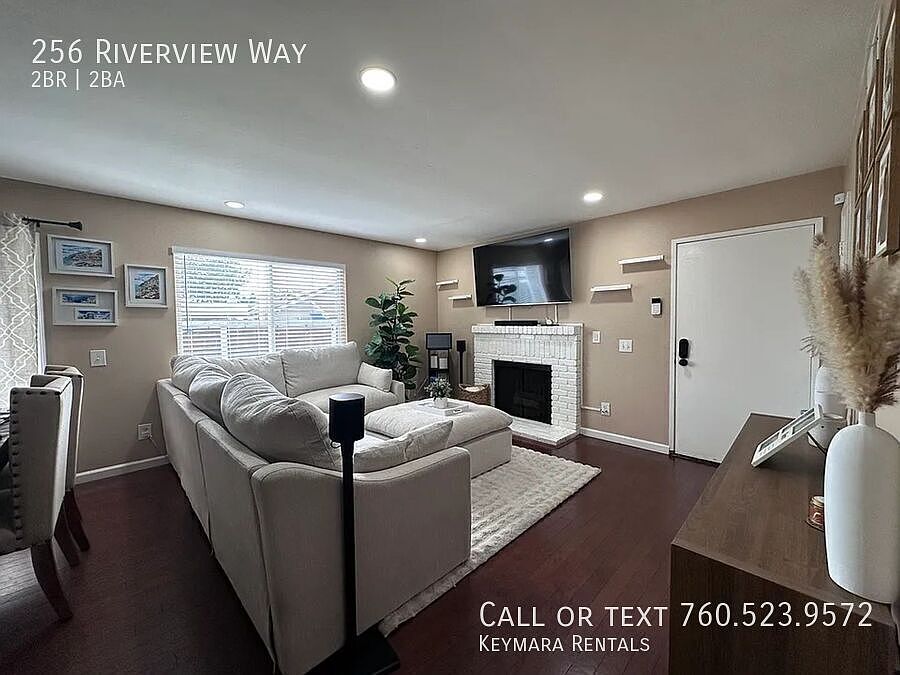 1st image of 256 Riverview Way