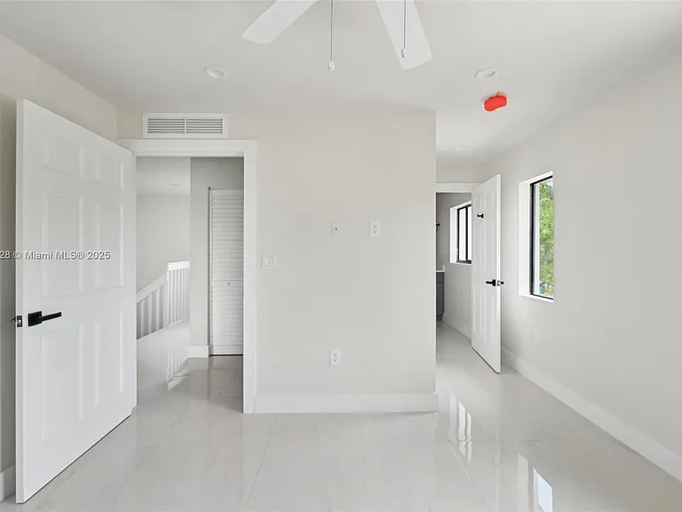 10344 NW 29th Ave #10344 — Photo 10