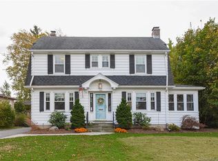 103 Brace Rd, West Hartford, CT 06107