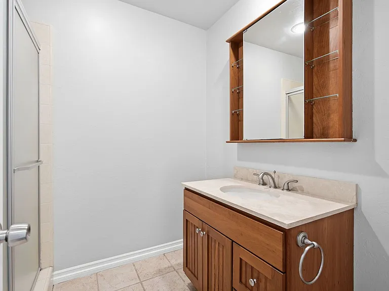 5244 Baza Ave — Photo 17
