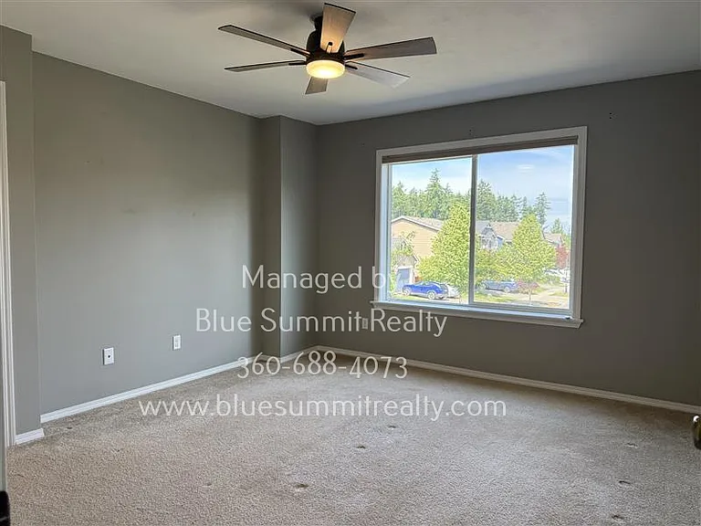 3920 Campus Willows Loop NE — Photo 8