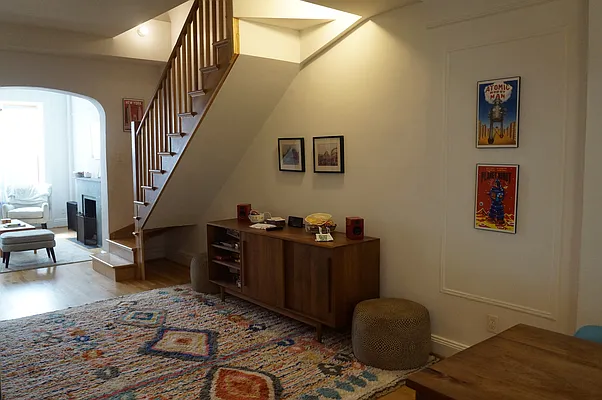 Rented by Alexandra Ferguson, LREB | media 36