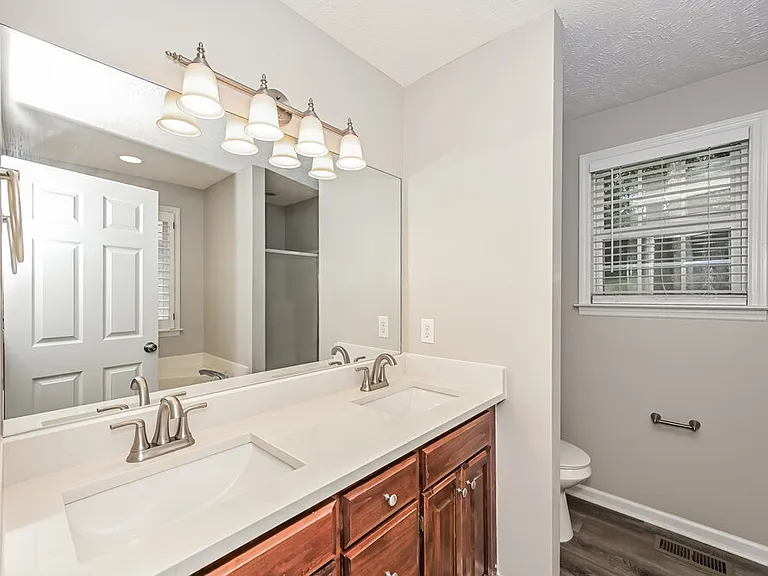 4116 Highlander Ct — Photo 13
