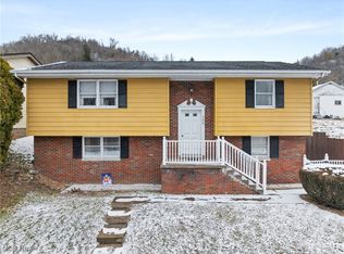 726 Main St, Bridgeport, OH 43912