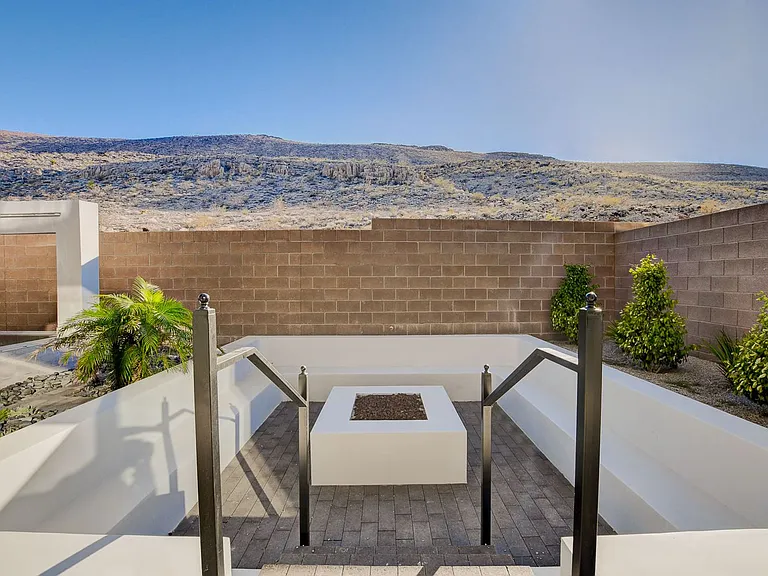 5289 Feathertop Dr — Photo 86