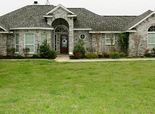 1514 Raintree Dr, Lancaster, TX 75146