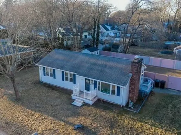 29 Costa St, Dartmouth, MA 02747