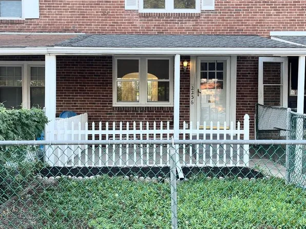2236 Berryhill St, Harrisburg, PA 17104