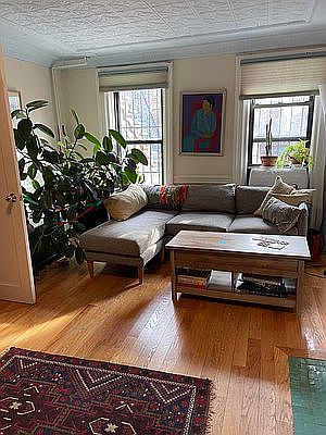 4th image of 245 Lexington Ave