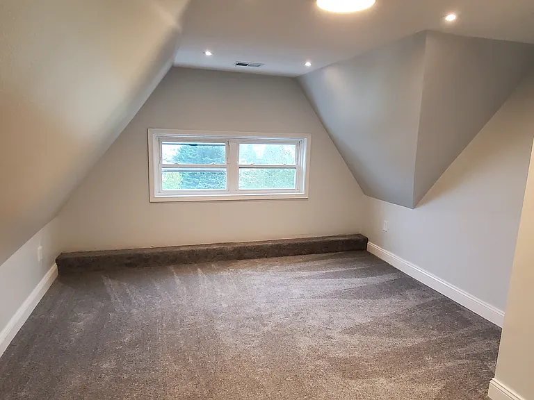 602 Washington Ln #3 — Photo 9