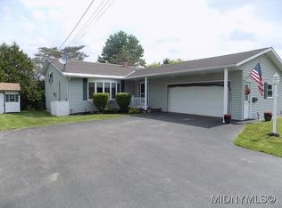 2211 Pinnacle Dr, Utica, NY 13501