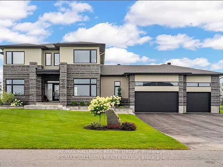 1575 Rangeland Ave — Photo 1