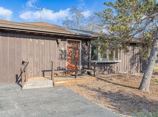 23W510 Walnut St, Roselle, IL