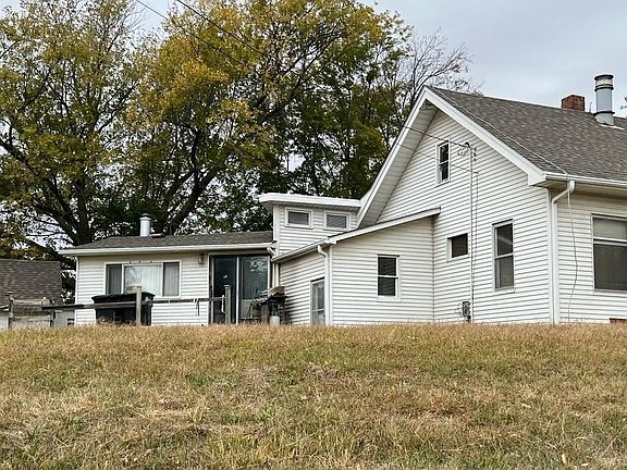 3rd image of 4710 N 132nd St