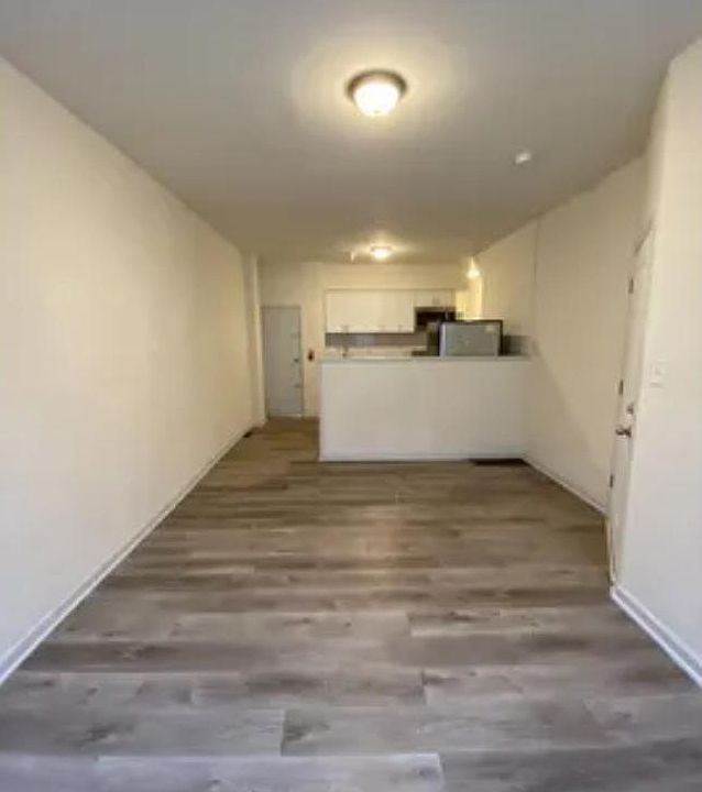 Living Room / Kitchen