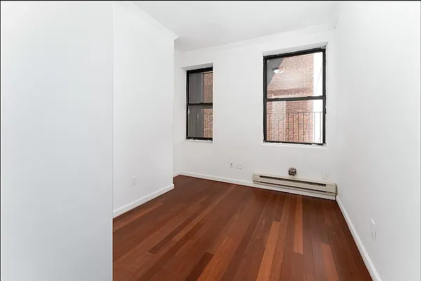 Rented by REAL New York | media 17